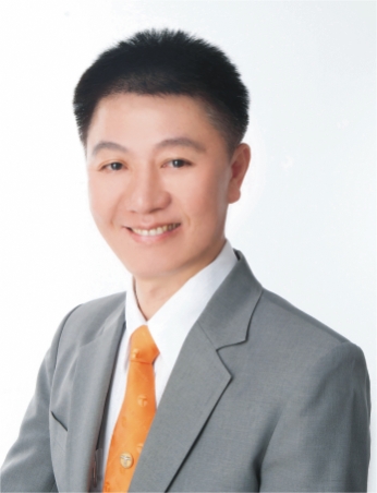 何錦郎 (嘉義市榮譽理事長)